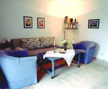 Nonnenganshauser بيت للعطل